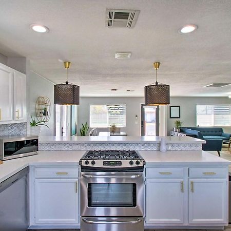 Charming Phoenix Home With Patio About 3 Miles To Dtwn! Kültér fotó