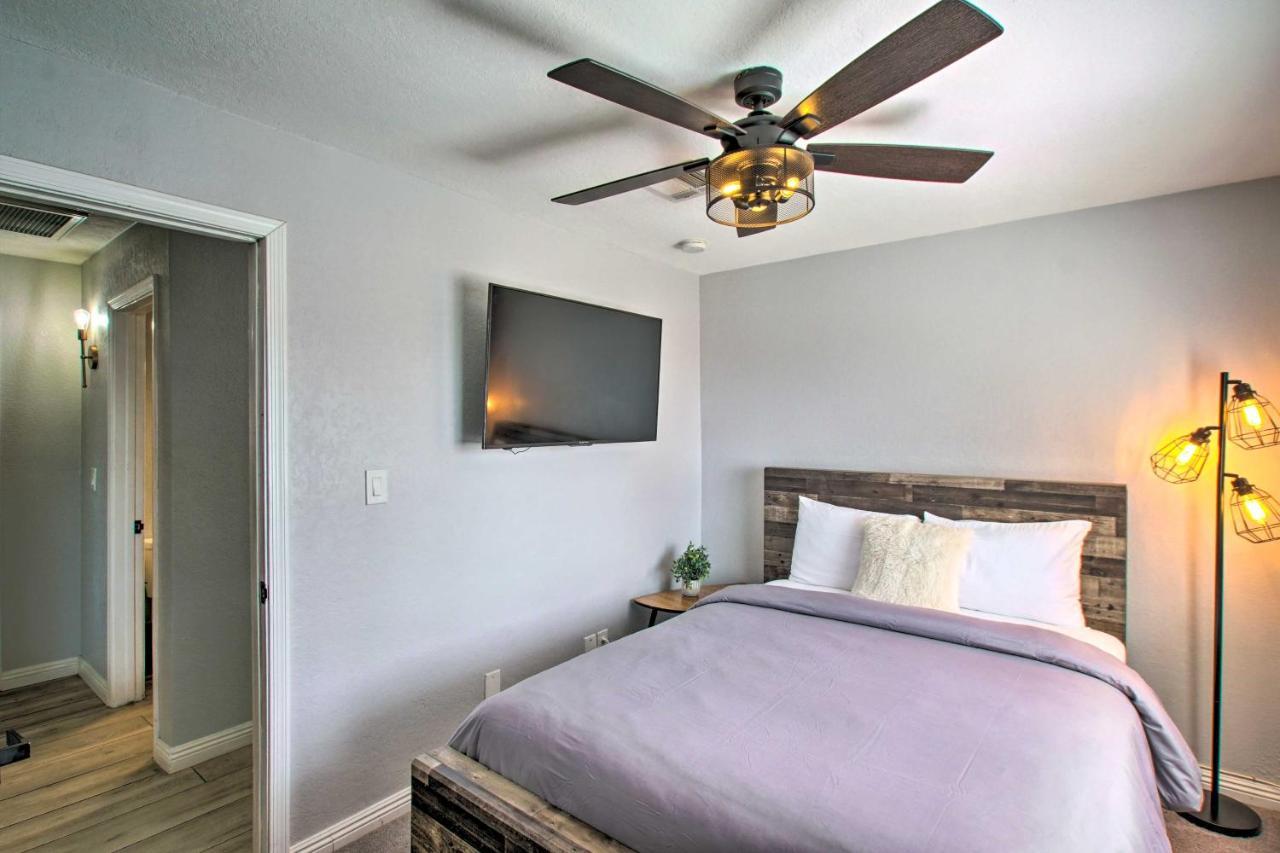 Charming Phoenix Home With Patio About 3 Miles To Dtwn! Kültér fotó